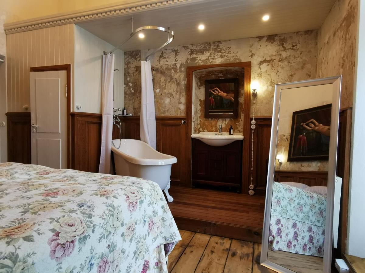 Laitse Castle Hotel ภายนอก รูปภาพ