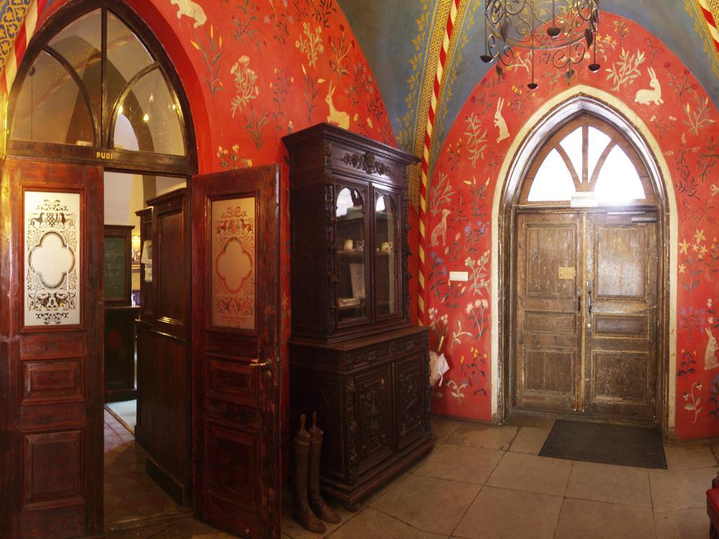 Laitse Castle Hotel ภายนอก รูปภาพ
