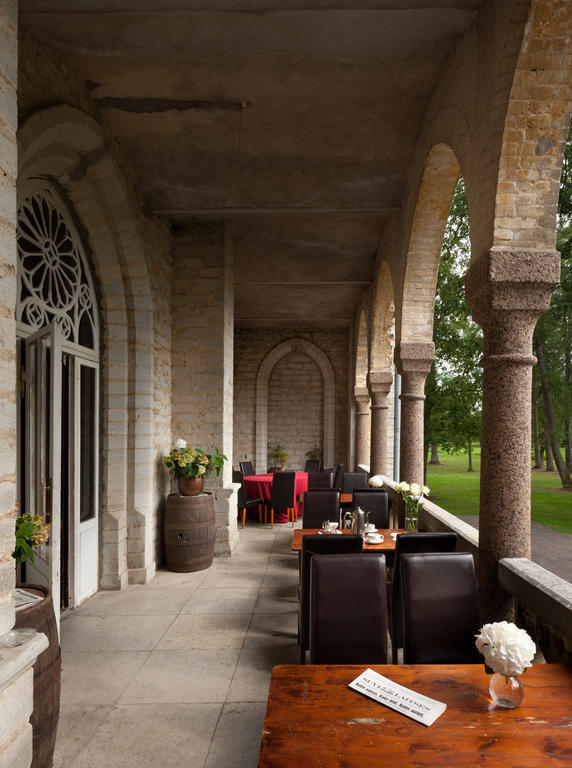 Laitse Castle Hotel ภายนอก รูปภาพ