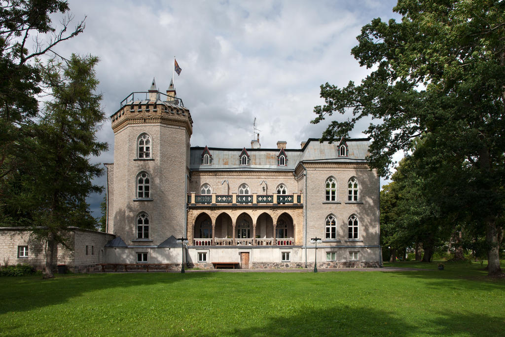 Laitse Castle Hotel ภายนอก รูปภาพ